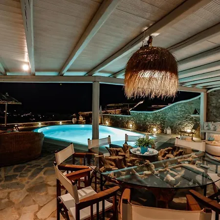 Qamar Mykonian Vila Kalafatis