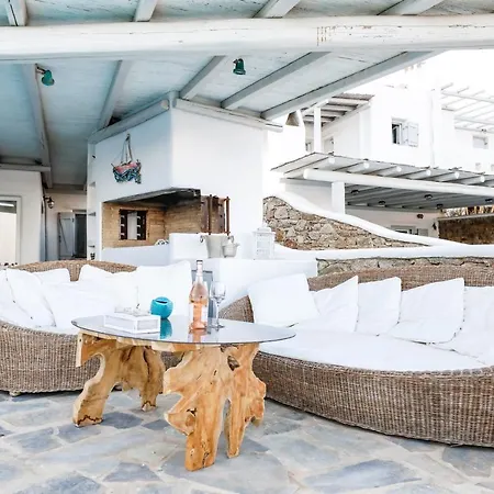 Qamar Mykonian Καλαφάτη